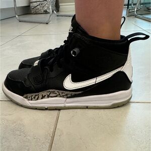 Air Jordan Legacy 312 - Size 12.5